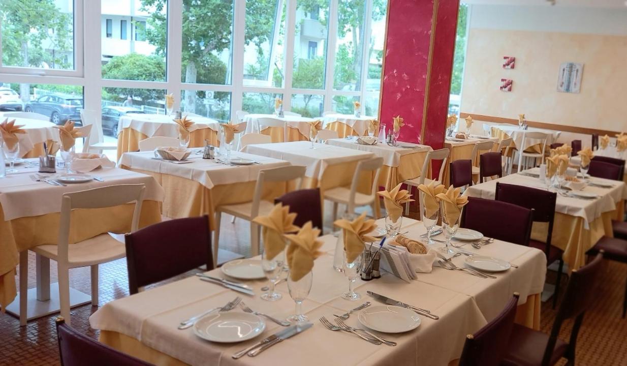 Hotel Bologna Misano Adriatico Extérieur photo